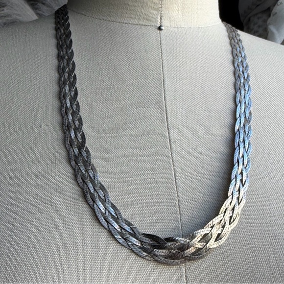 Vintage Jewelry - ISC ITALY 925 |Vintage| Sterling Silver Lightweight Braided Herringbone Necklace